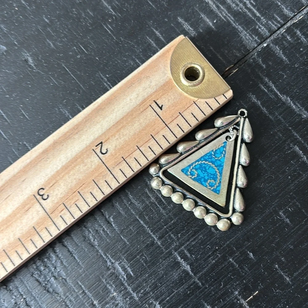Signed Vintage Alpaca Silver Tone and Blue Triangle Pendant Geometric 3D - Picture 5 of 6